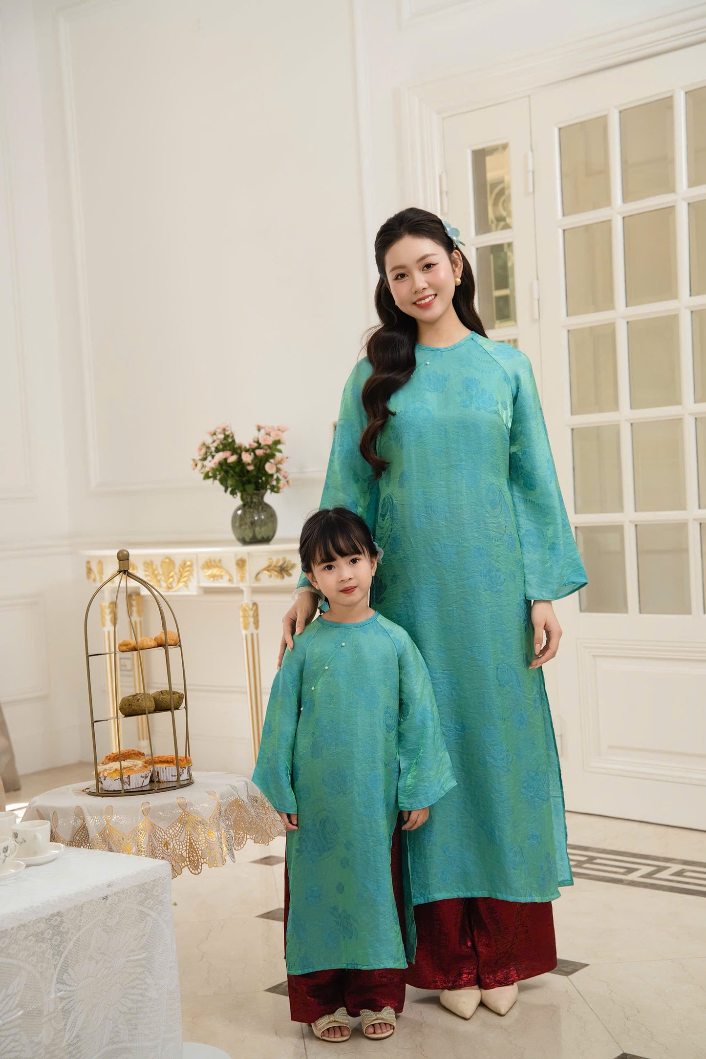 M254 1742 Áo + quần nhũ đỏ - Áo dài cách tân tơ tencel ánh kim dáng suông màu xanh