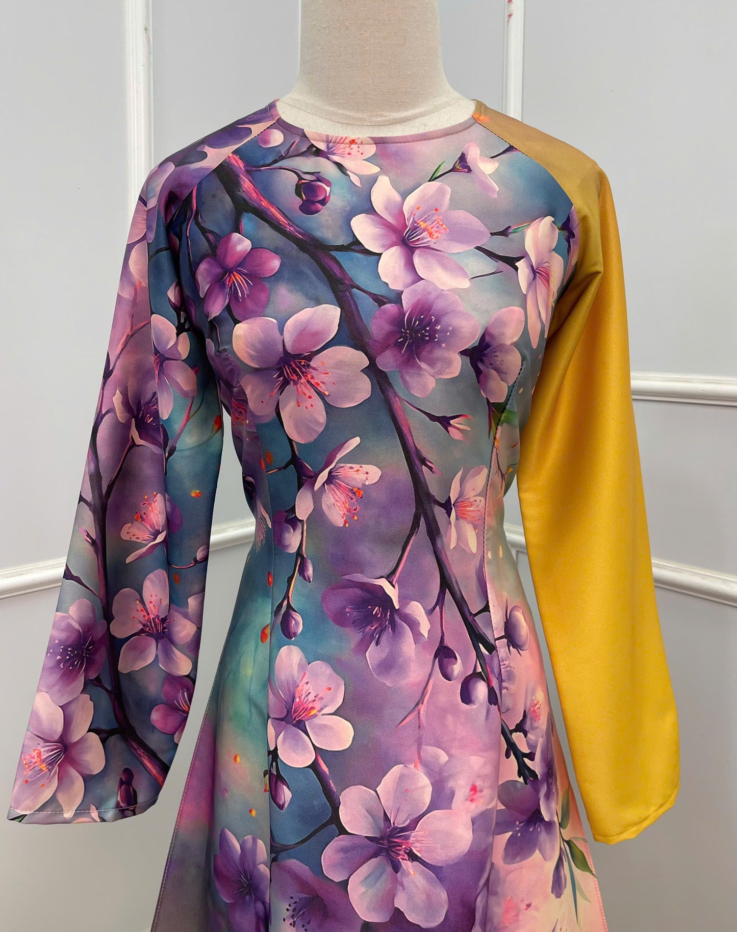 H390 1684 Áo only - Áo dài lụa ánh sao thiết kế hoa vàng