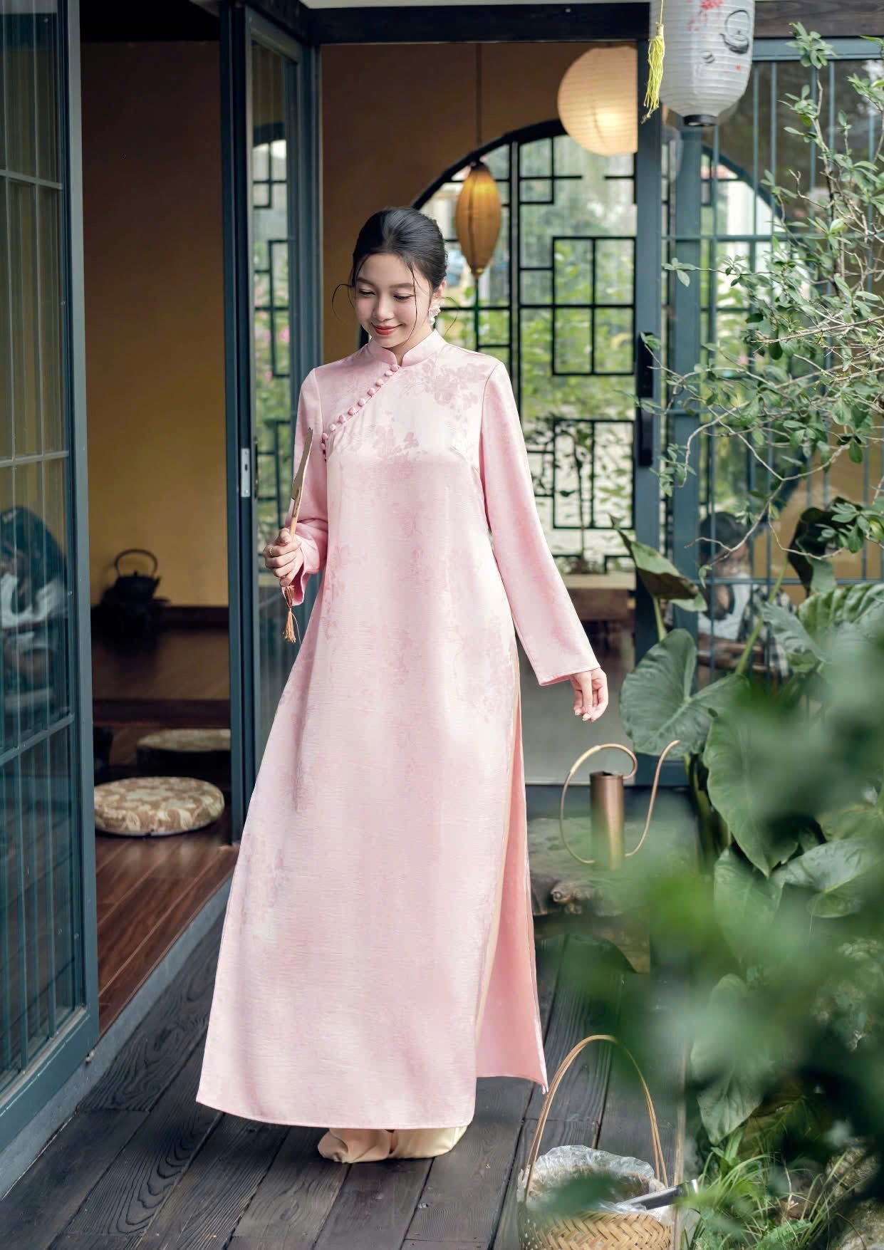 H506 2000 Áo + quần - Áo dài dáng suông gấm châu sa 2 tà màu hồng