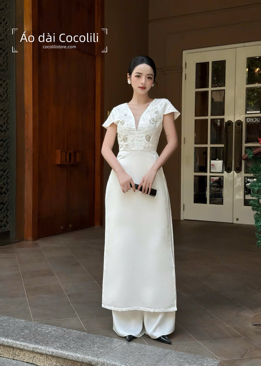 M321 2334 Áo + quần trắng - Áo dài cách tân cổ V ngắn tay