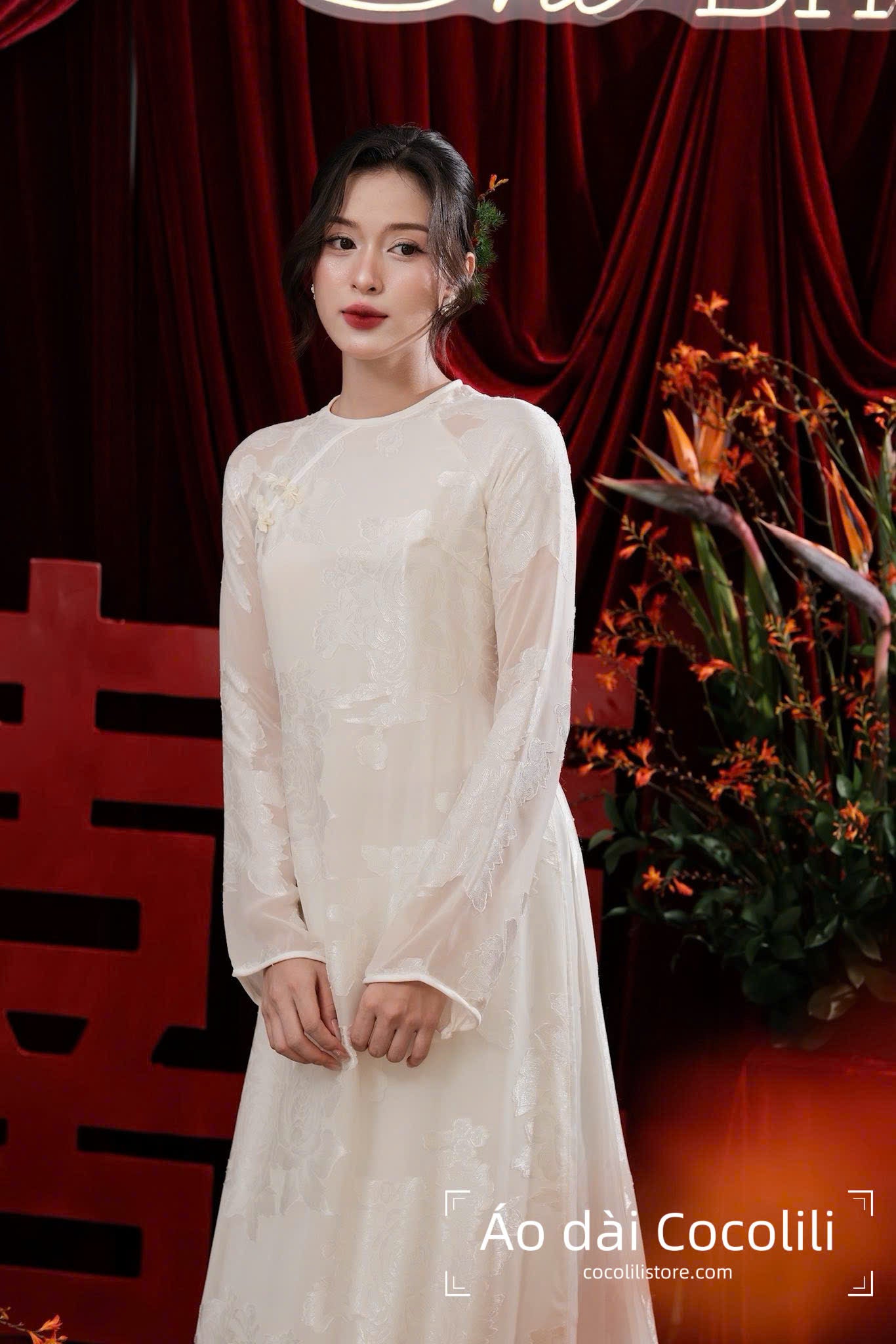 H534 3486 Only áo - Áo dài dáng suông tơ silk 4 tà màu trắng
