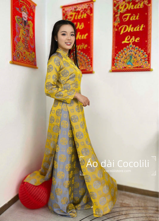 M336 áo + quần cùng chất - Áo dài dáng truyền thống chiết li tà 130cm màu vàng