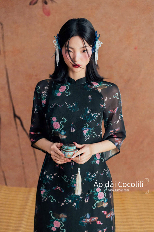 M349 Áo đen + quần nhũ đỏ - Áo dài tơ dáng suông