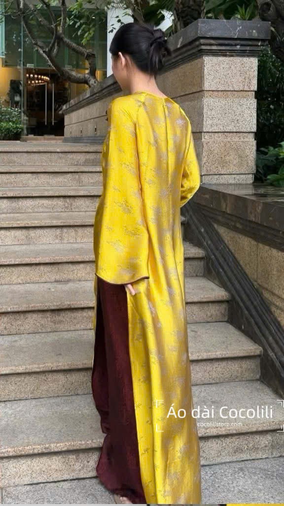 HD35 Áo vàng + quần nha xá - Áo dài dáng suông 2 tà lụa nha xá Hà Đông