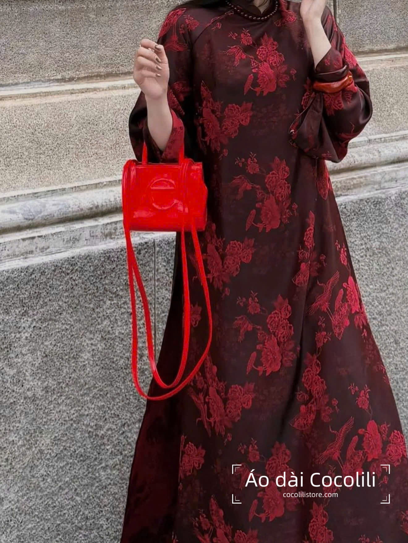 H560 Áo only - Áo dài dáng suông 2 tà lụa gấm màu đỏ đậm đính cổ