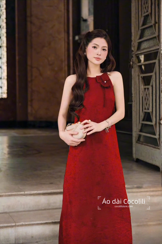 M386 Yếm đỏ + quần trắng - Set yếm dáng suông tằm ánh kim tencel đính hoa