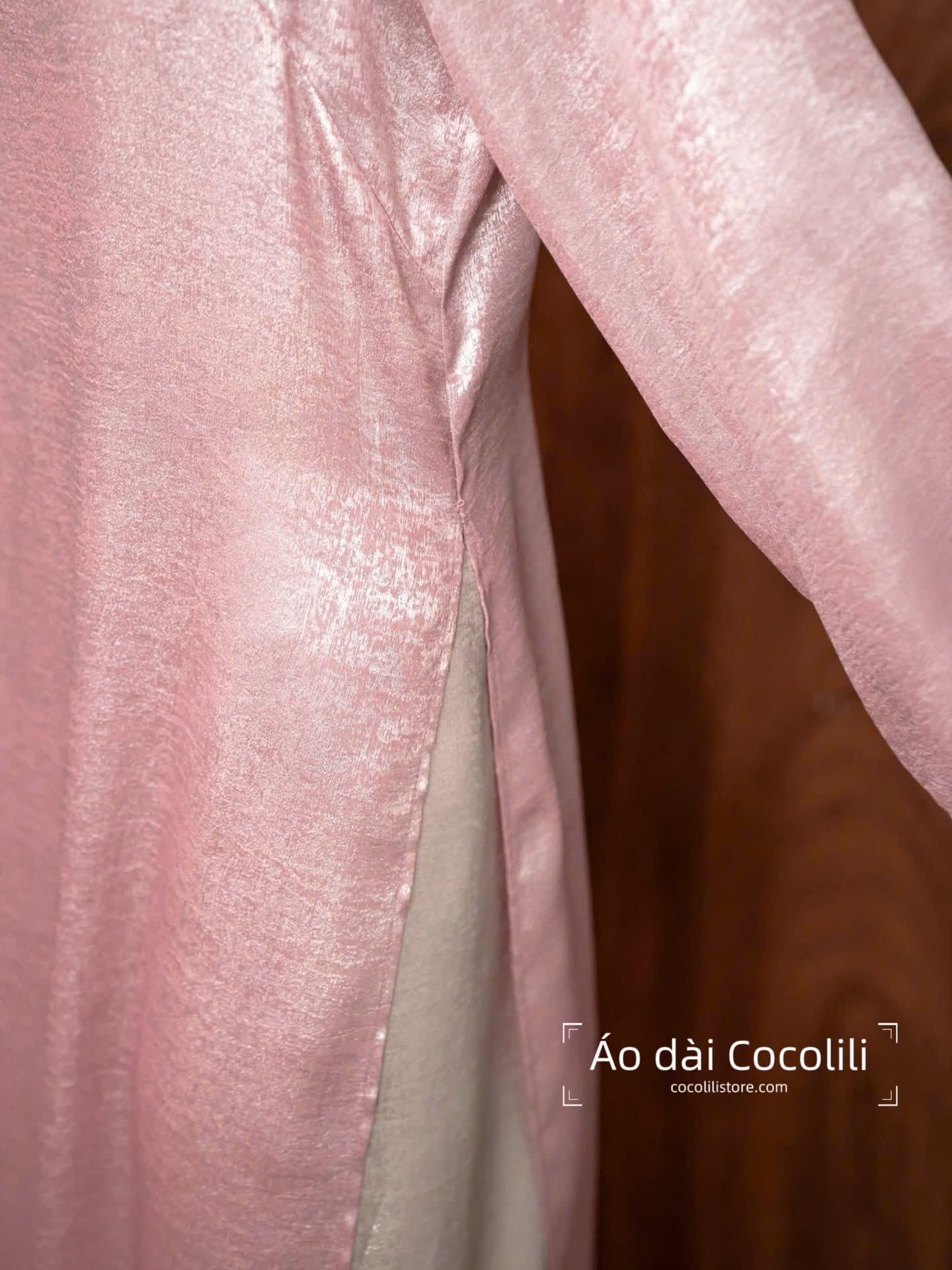 M408 Áo only (no pants) - Áo dài dáng suông 2 tà lụa nhũ paris