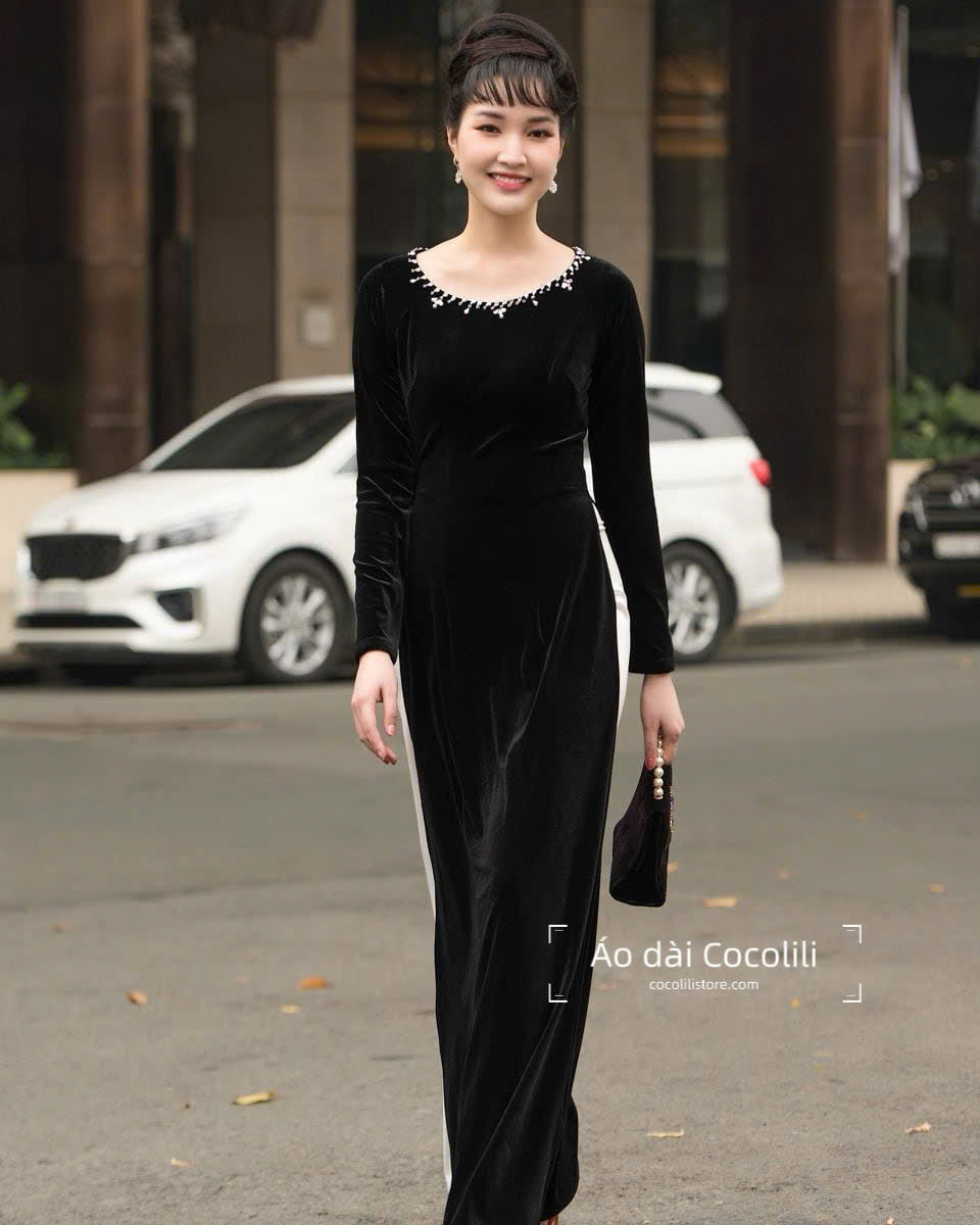 N81 Áo only no pants - Áo dài dáng truyền thống nhung đính đá cổ thuyền