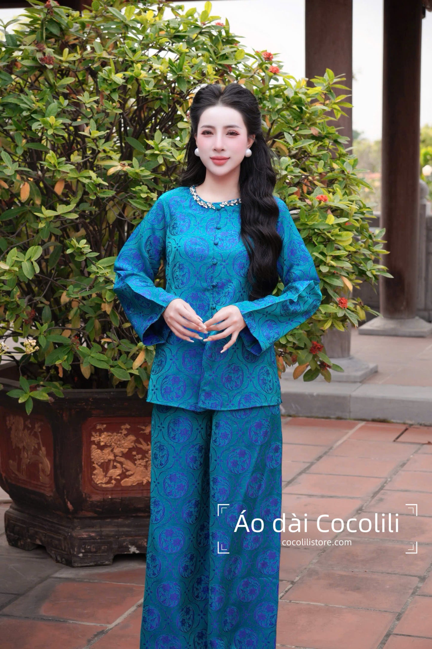 BB83  BB47 3262 - Set bà ba lụa tằm ánh kim tencel hoa thuỷ tiên màu xanh cổ vịt cổ đính đá