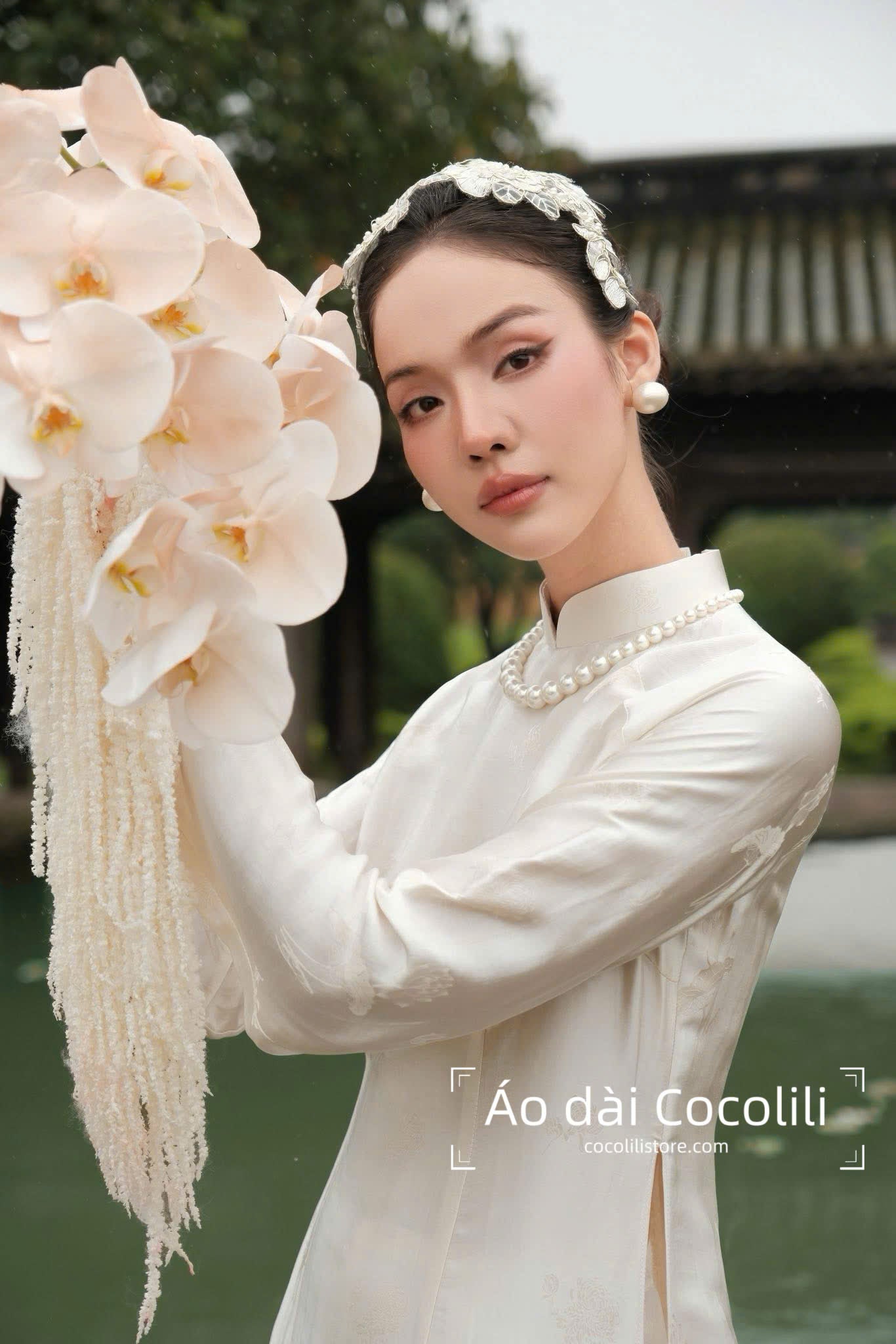 HD111 Áo only no pants - Áo dài dáng suông 2 tà lụa nha xá