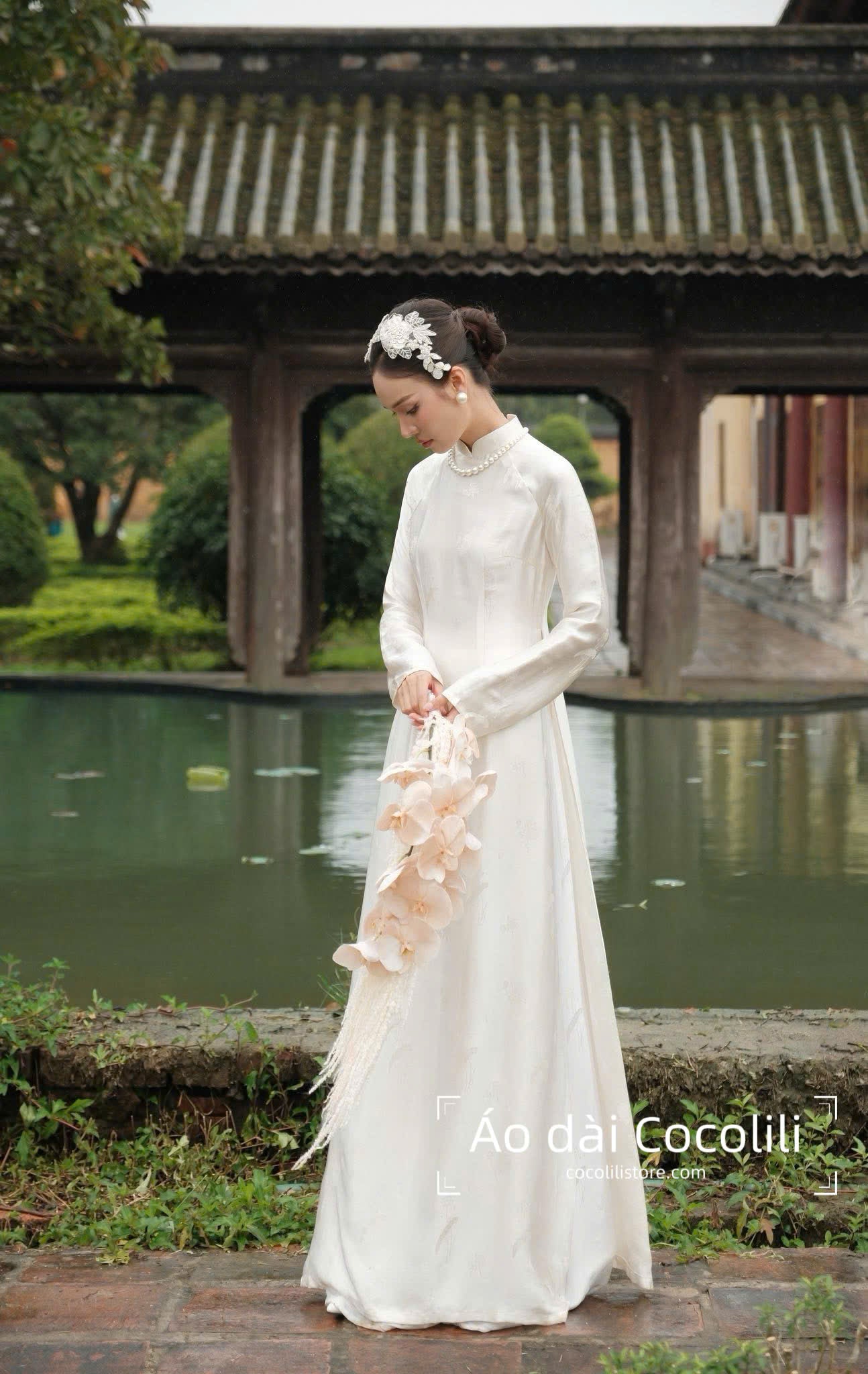 HD111 Áo only no pants - Áo dài dáng suông 2 tà lụa nha xá