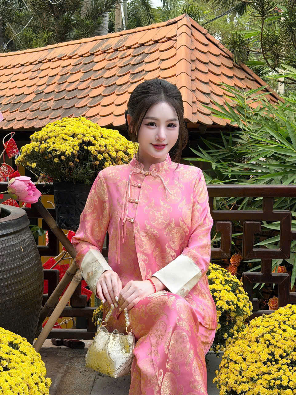 BB38 3543 - Set bà ba lụa gấm thọ dơi màu hồng đính cúc dây