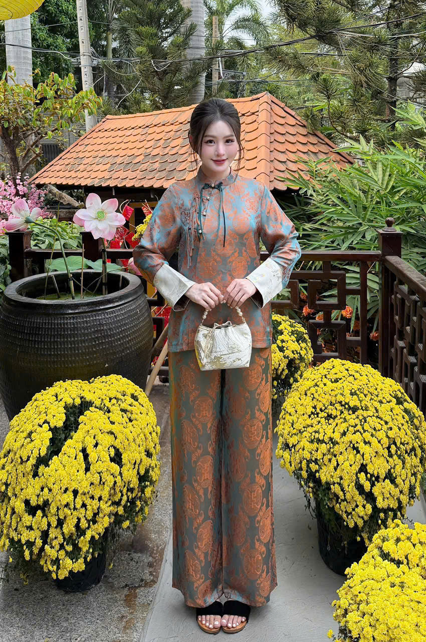 BB49 3547 - Set bà ba lụa gấm thọ dơi đính cúc dây