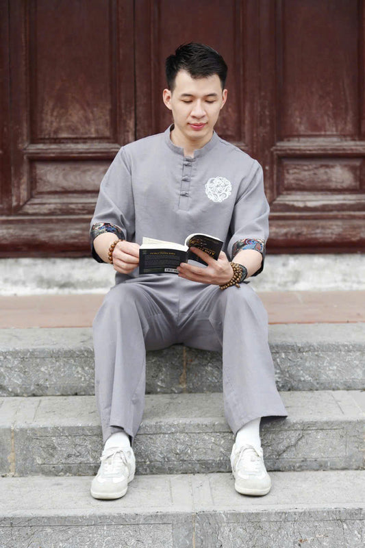 BB131 - Bộ đồ lam cho nam thêu màu xám