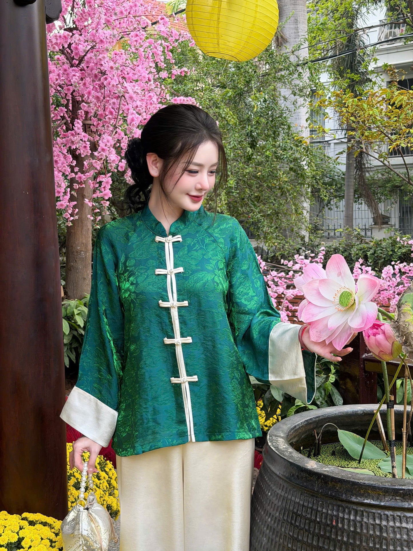 BB52 3722 - Set bà ba lụa tằm ánh kim tencel hoạ tiết hoa màu xanh lá