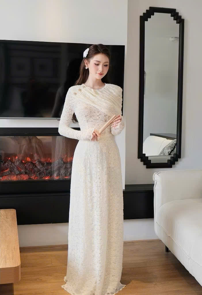 R24 4226 Áo + quần - Áo dài ren cách điệu màu trắng kem