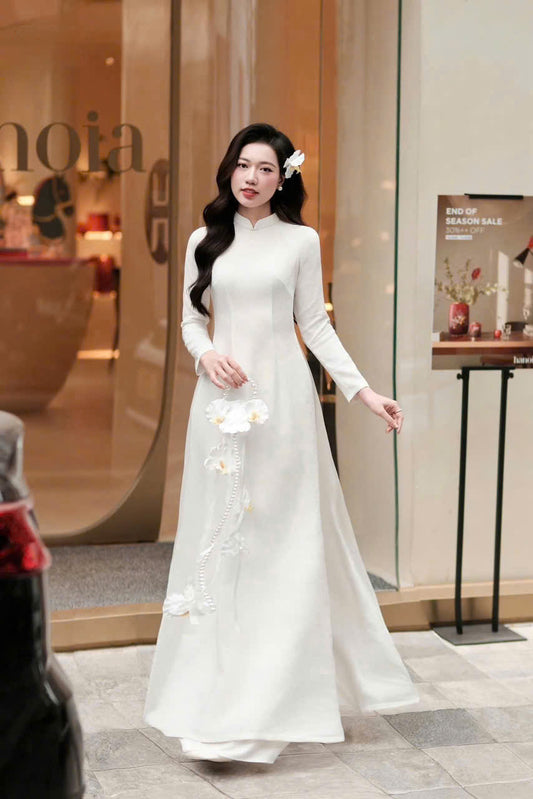 H693 3818 Áo only no pants - Áo dài lụa hà lan trơn màu trắng