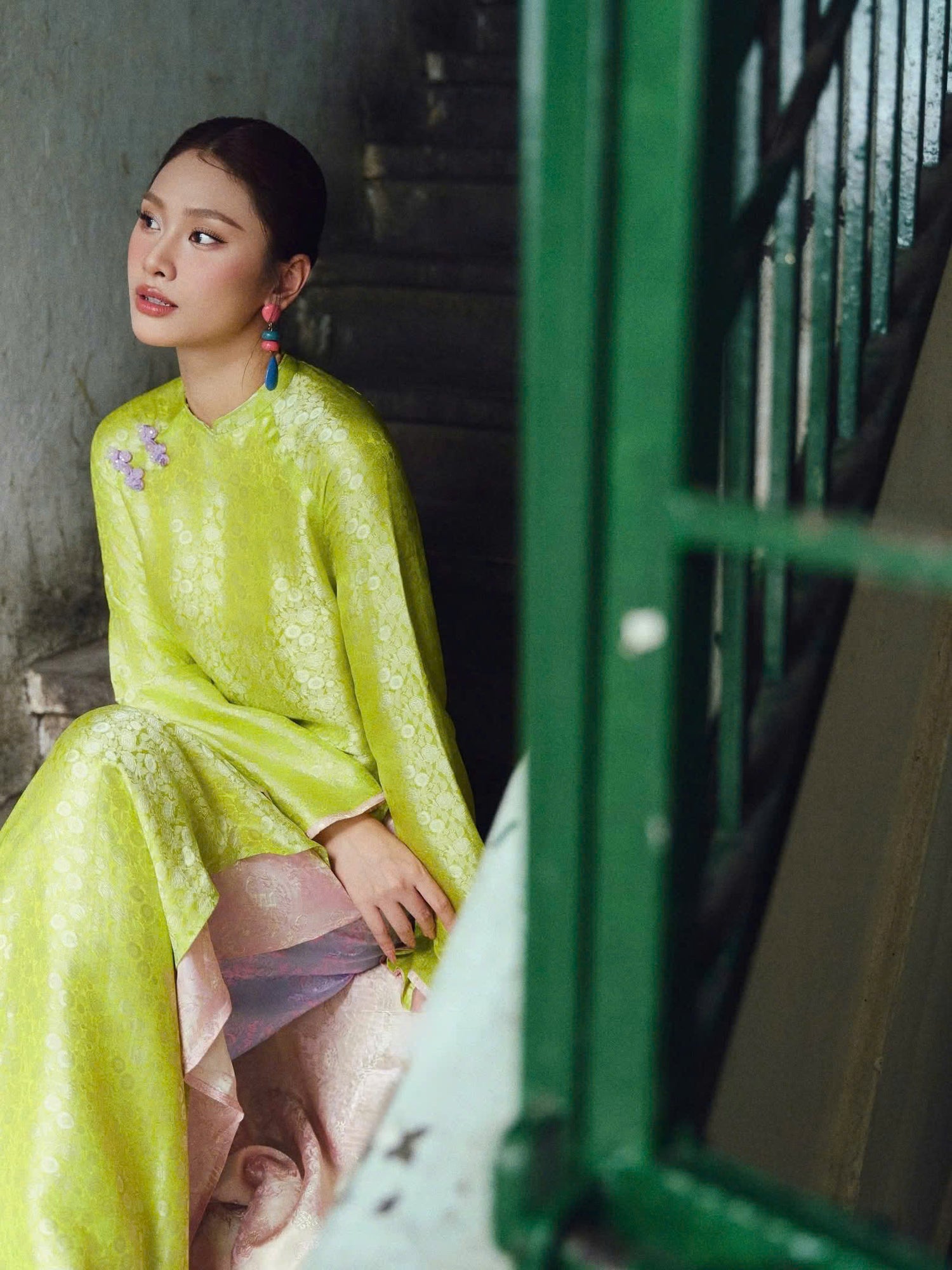 Áo dài nữ có sẵn