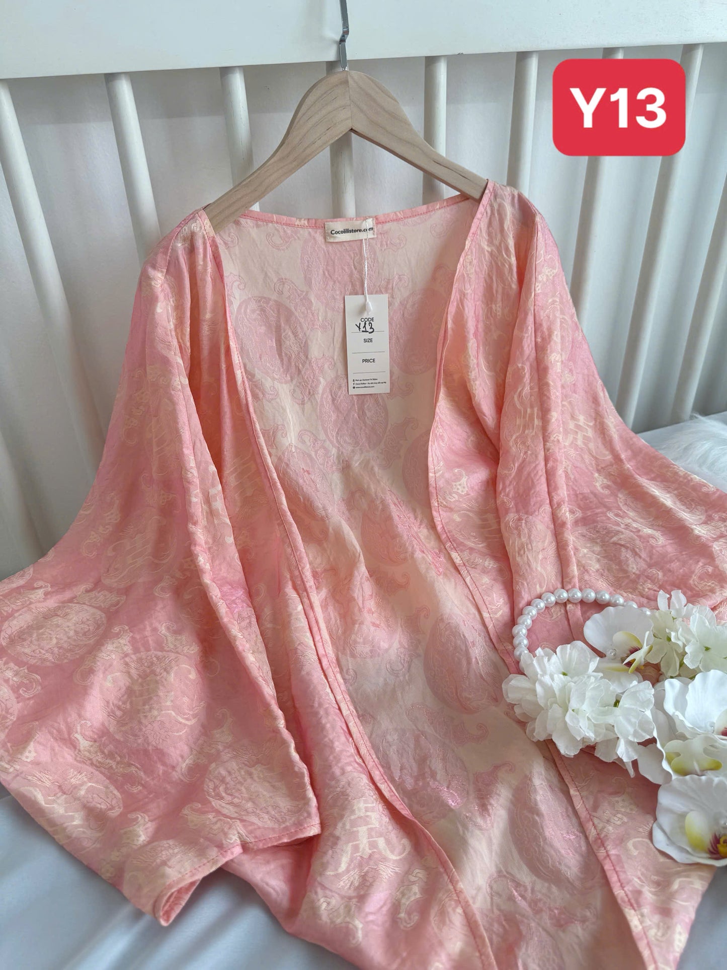 Y13 4072 - Áo choàng tằm tencel thọ dơi màu hồng phấn