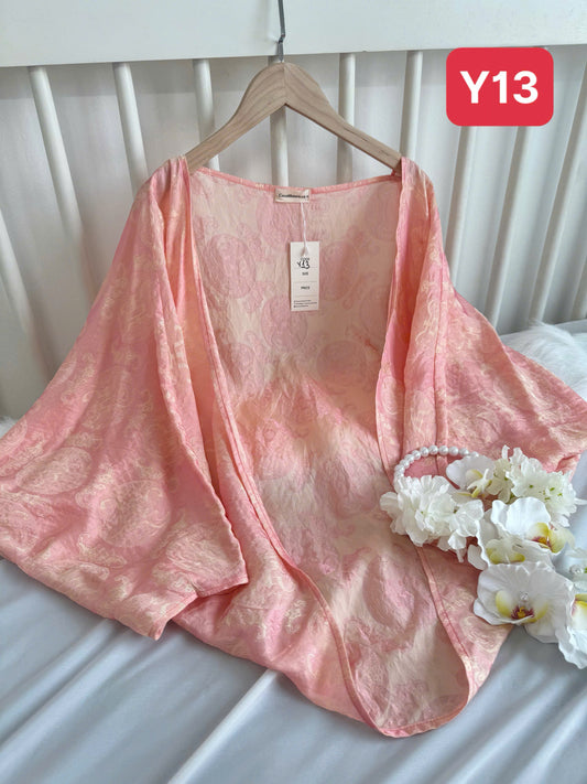 Y13 4072 - Áo choàng tằm tencel thọ dơi màu hồng phấn