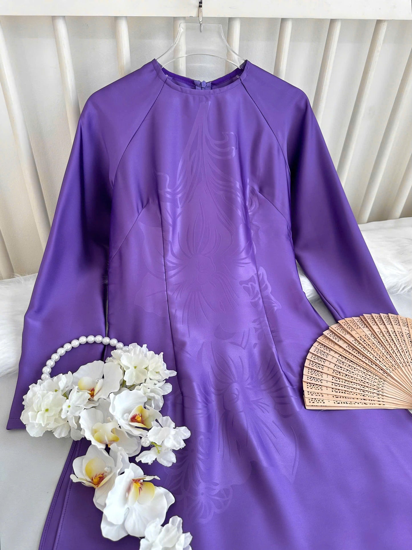 H751 4389 Áo only no pants - Áo dài lụa mã não 4D màu tím huế