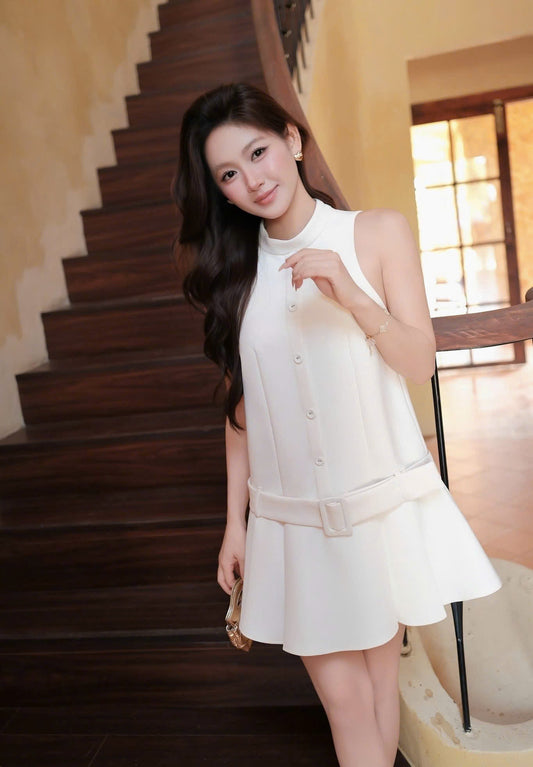 DN00123 4181 - Đầm suông cổ cao xếp li màu trắng