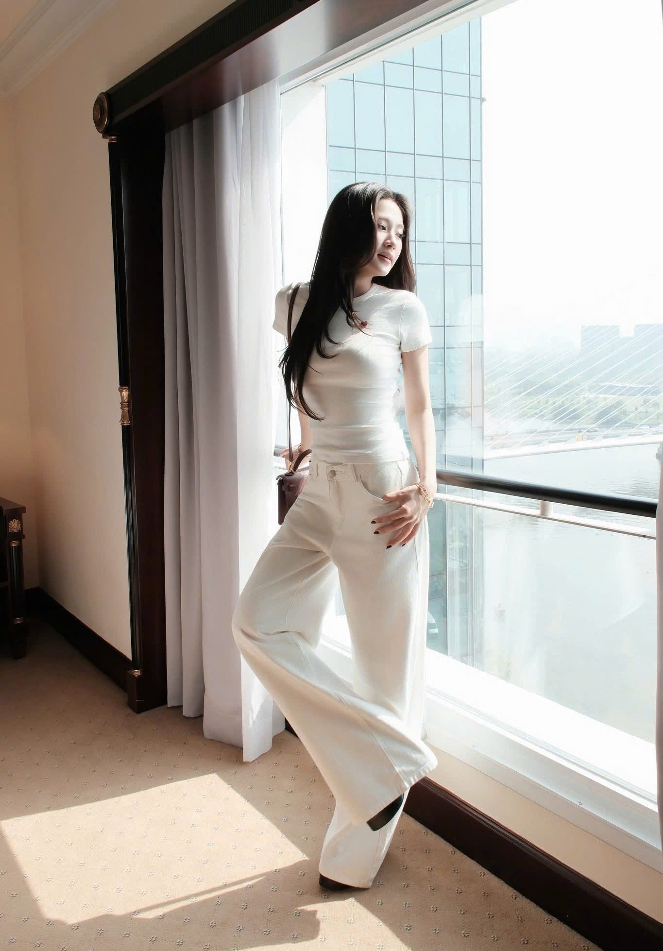 QD00097 4183 - Quần jeans dài ống rộng màu trắng