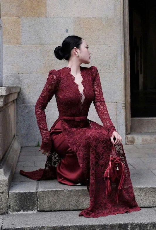 R31 4268 4962 Áo only no pants - Áo dài ren đỏ đậm
