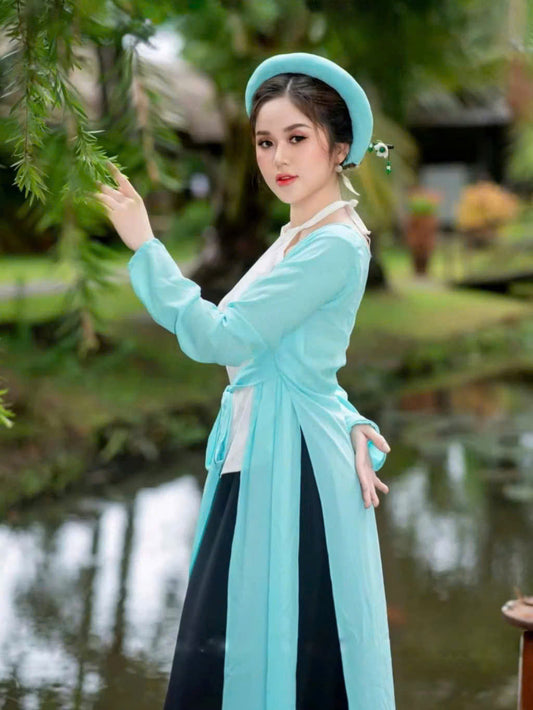 Y20 4358 - Set tứ thân gồm mấn + yếm trắng + áo khoác xanh ngọc + váy đen