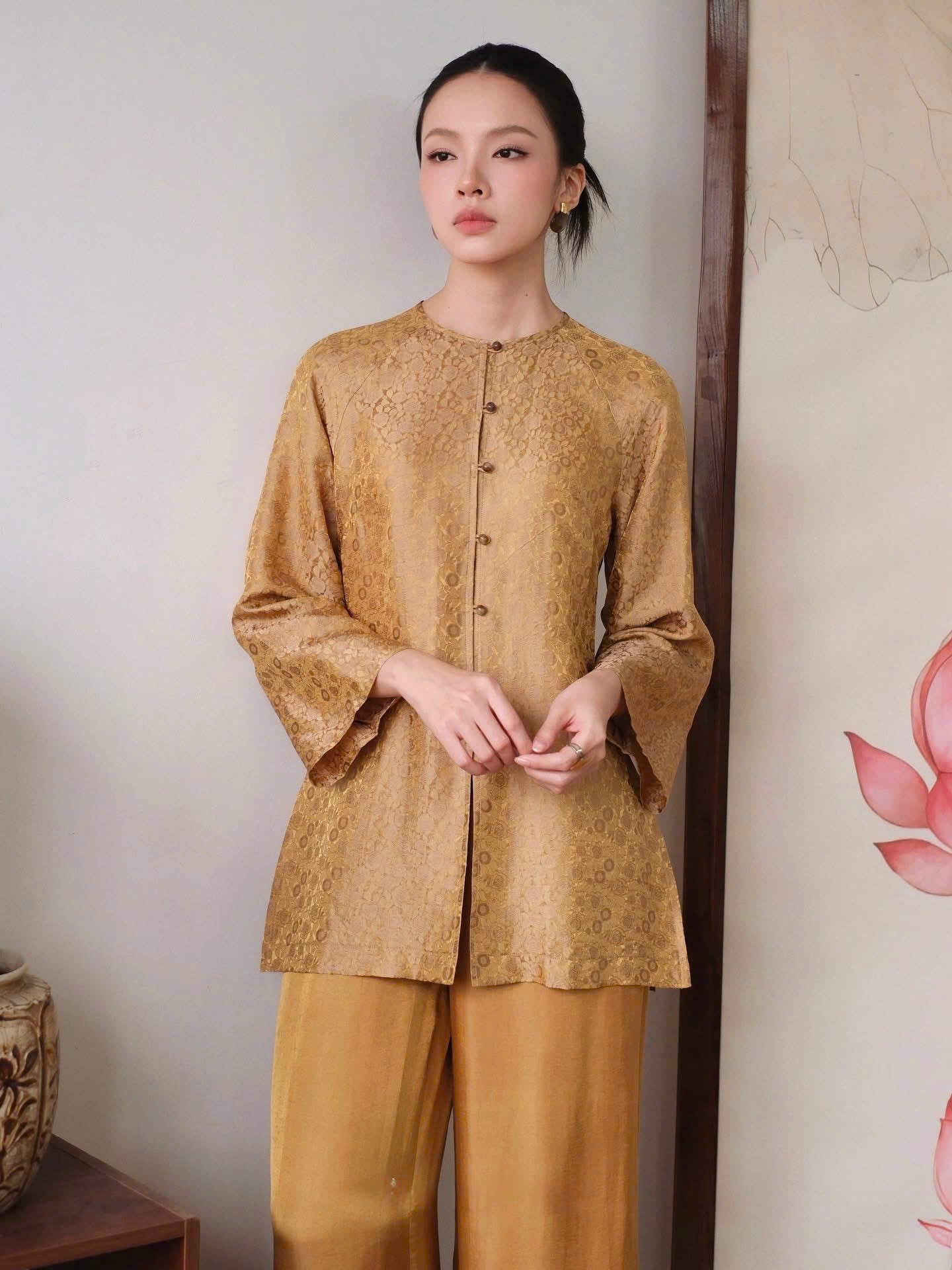 BB247 - Set bà ba lụa nha xá hoa cúc quần nha xá trơn