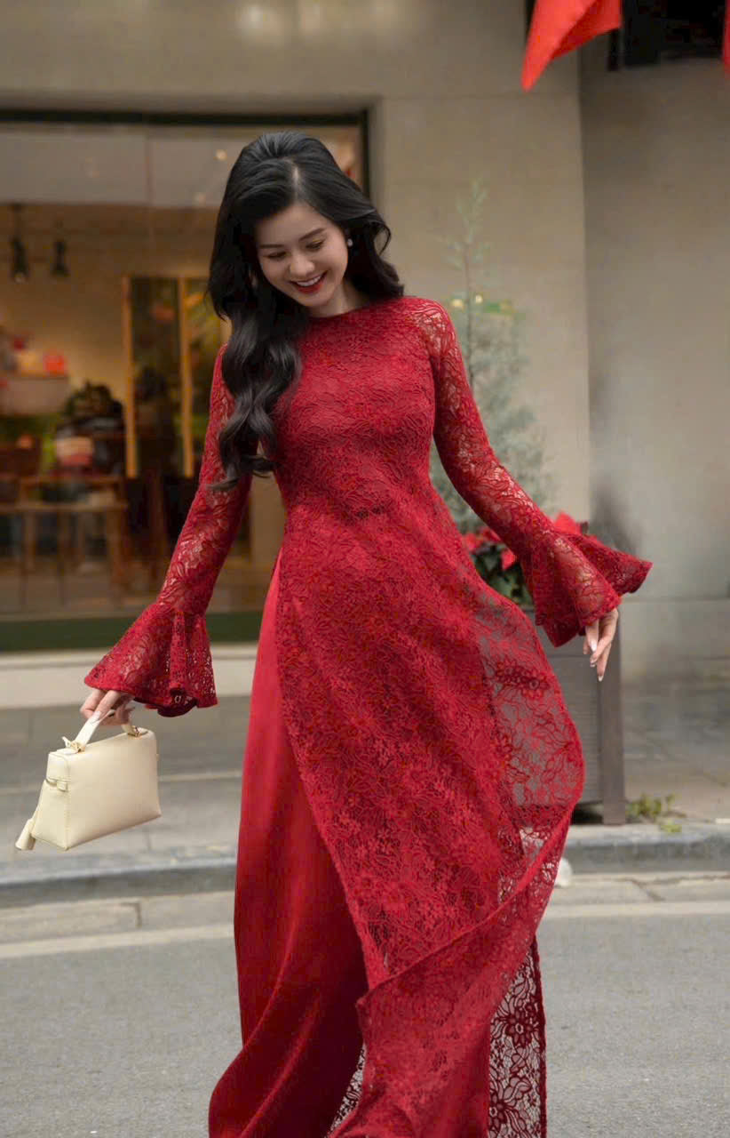 R34 4448 Áo only no pants - Áo dài ren hoa nhung đỏ đậm