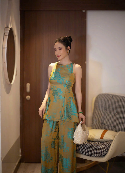 BB253 4458 - Set đồ bộ áo sát nách chiết li eo lụa silk óng màu vàng ánh xanh