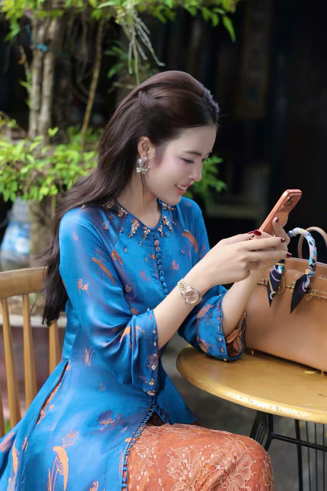 HD165 Áo + quần ren - Áo dài xẻ tà lụa nha xá