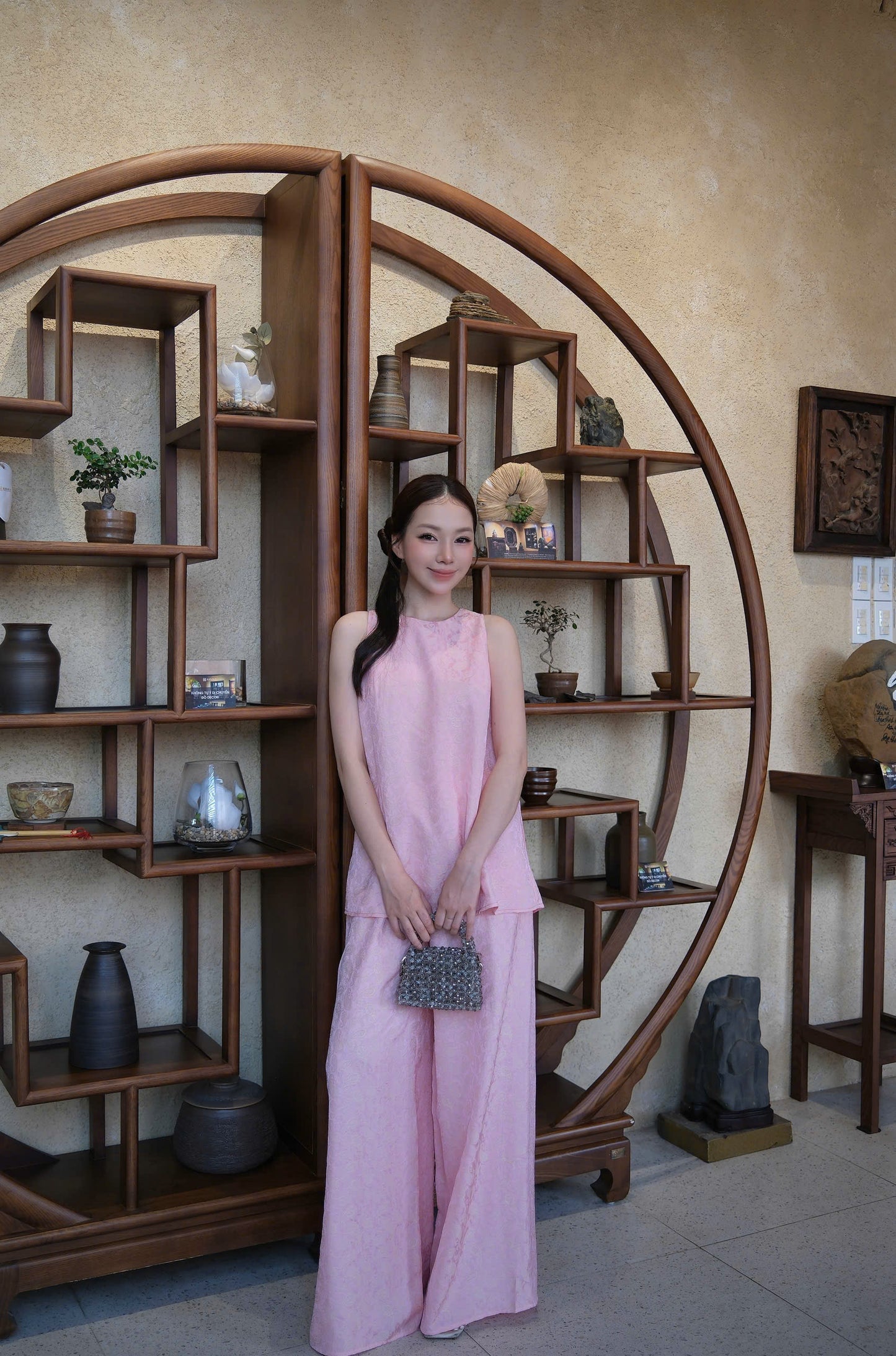 BB269 - Set đồ bộ áo sát nách lụa gấm lông công màu hồng tím