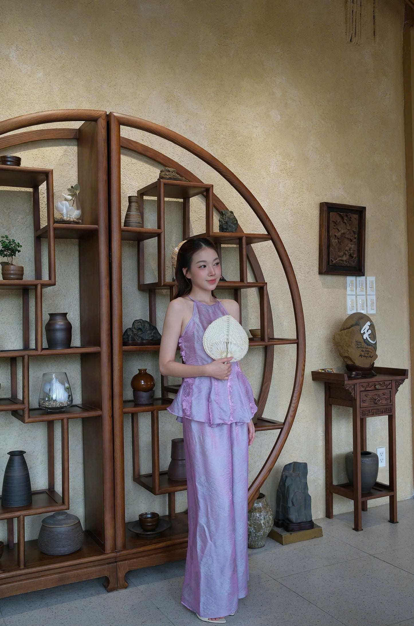 Y35 - Set đồ bộ cổ yếm chiết li eo lụa tằm thọ dơi màu tím cà