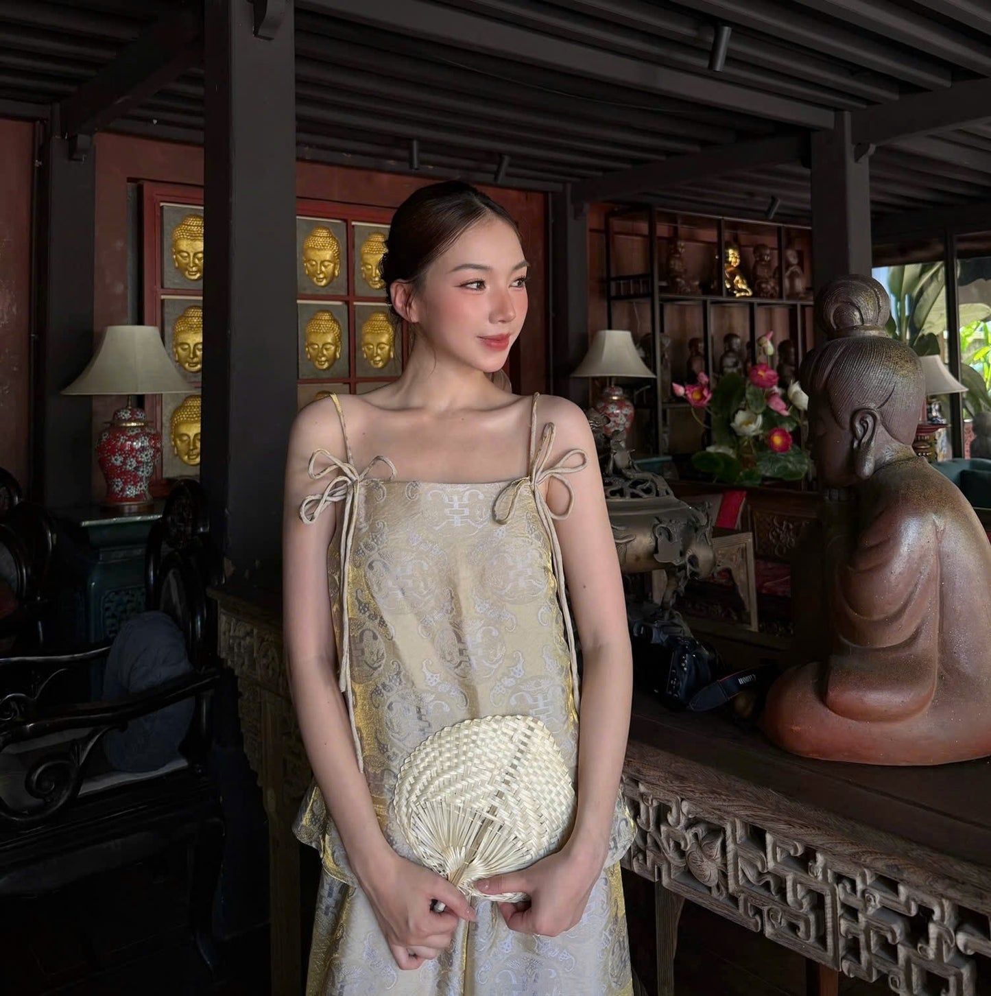 Y41 - Set đồ bộ áo 2 dây lụa tằm ánh kim thọ dơi