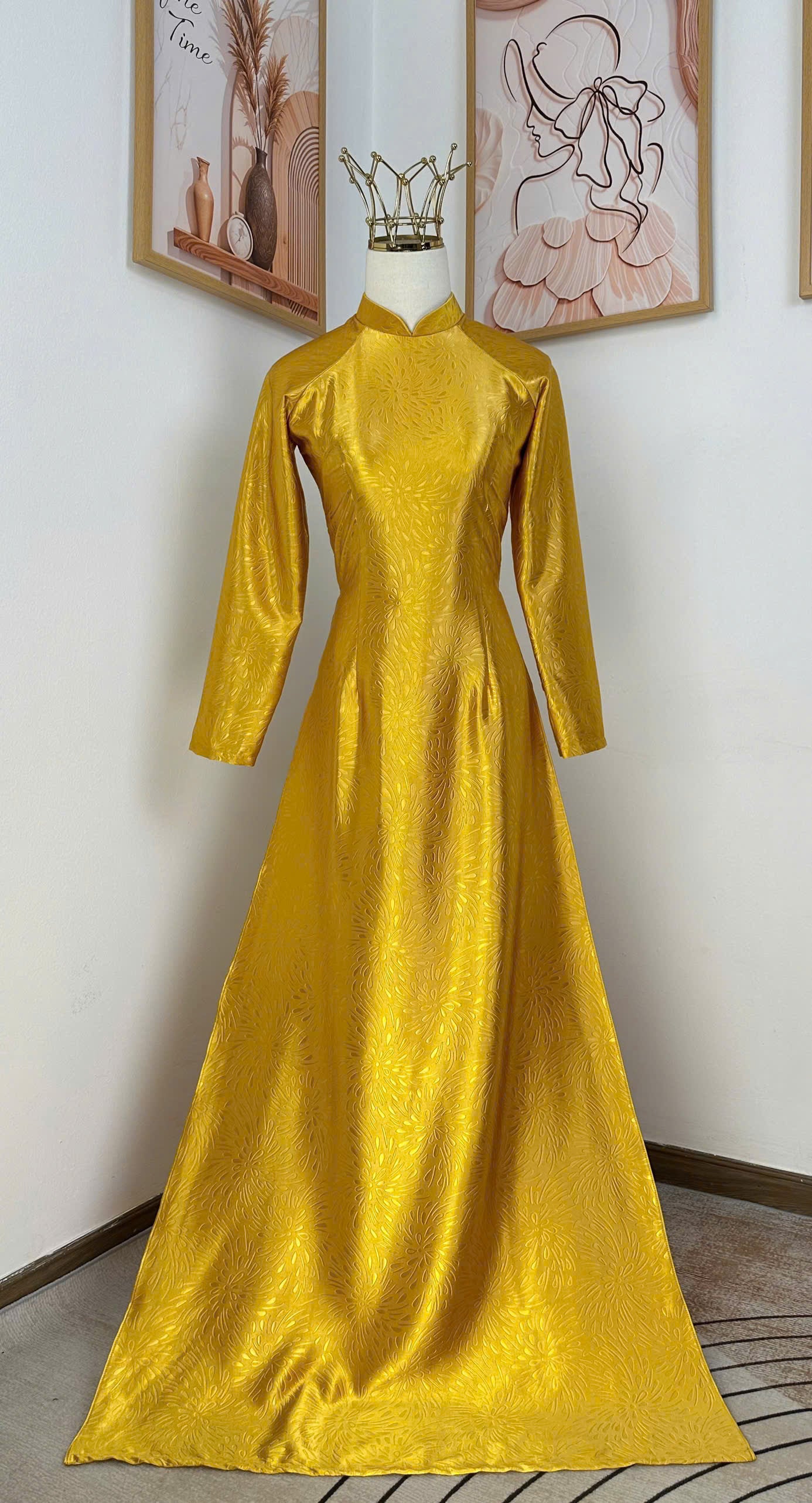 H878 Áo only no pants - Áo dài lụa màu vàng gold