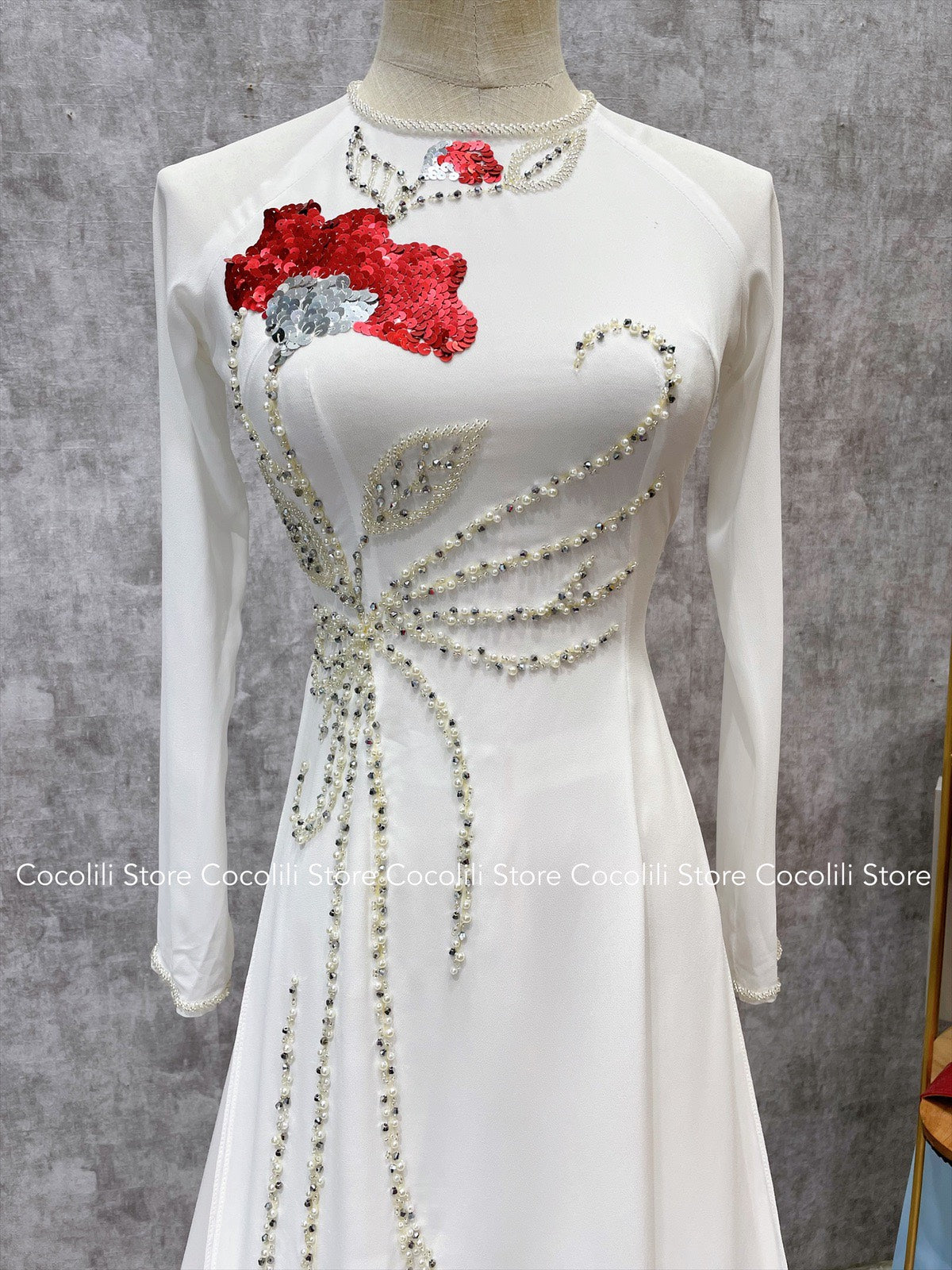 S2026 Only áo - Áo dài chiffon 4 tà trắng đính kết