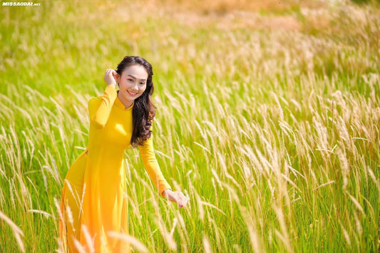 C15 3551 only áo - Áo dài chiffon 4 tà màu vàng tươi