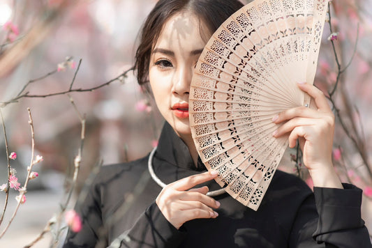 2210 Quạt gỗ nhiều màu cầm tay chụp ảnh